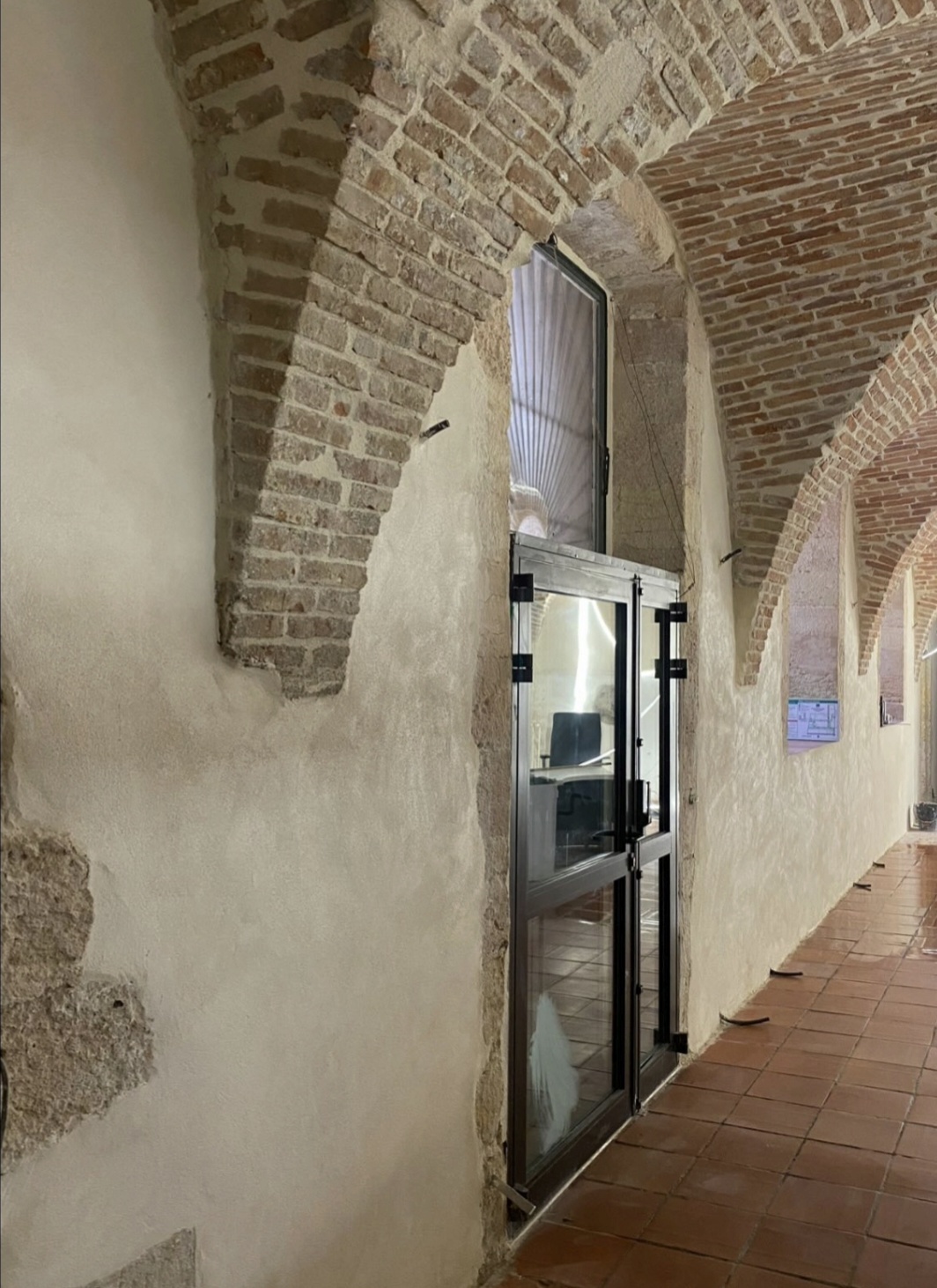 Dépose des anciens enduits ciment